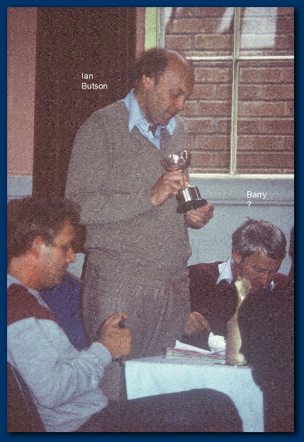 405x599 pixels (146K)